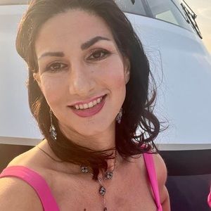 Meet your Posher, Jackie